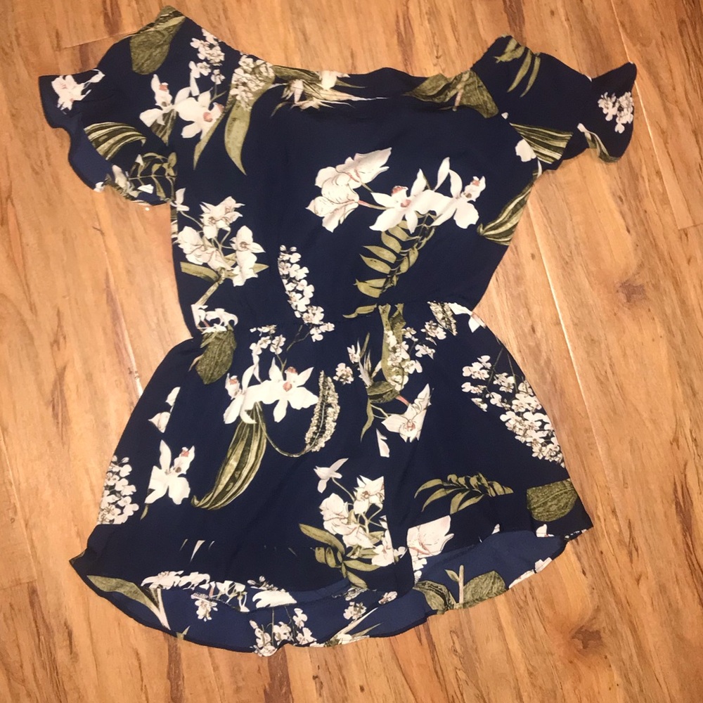Tropical Romper! Off the shoulders!
